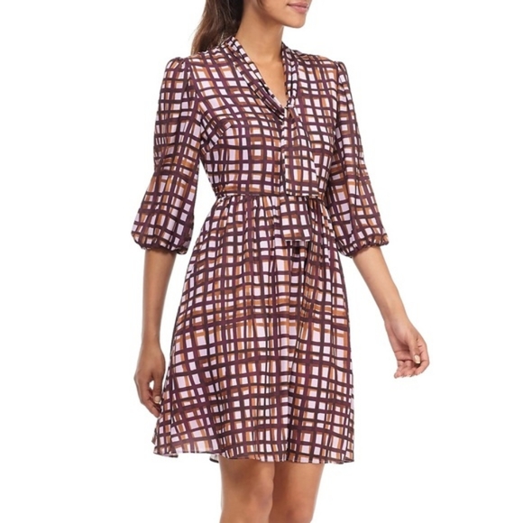 ⚡️⚡️FLASH SALE!!!GAL MEETS GLAM Lindsey Painted Windowpane Tie Neck - Picture 3 of 16